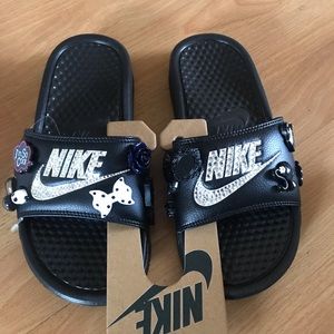 Nike slides